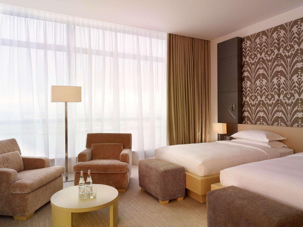 Hyatt Regency דושאנבה מראה חיצוני תמונה